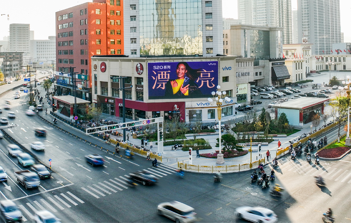 太原迎泽大街大南门地标LED屏推荐